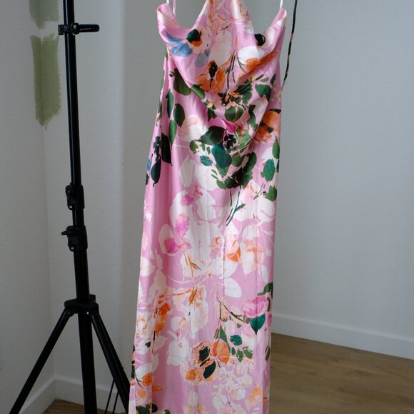 Hello Molly - Feeling Moody Maxi Dress Pink Floral - Size Medium/6 - Picture 7 of 8